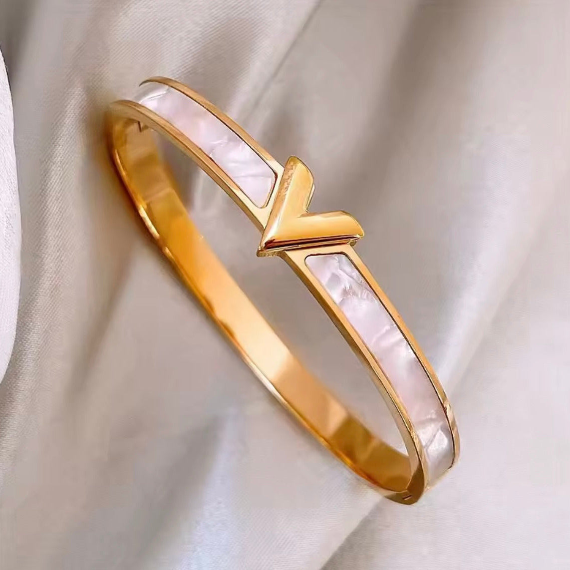 Never Fades - Water Resistant - 18k Gold Plated Letter V Bangle & Bracelet