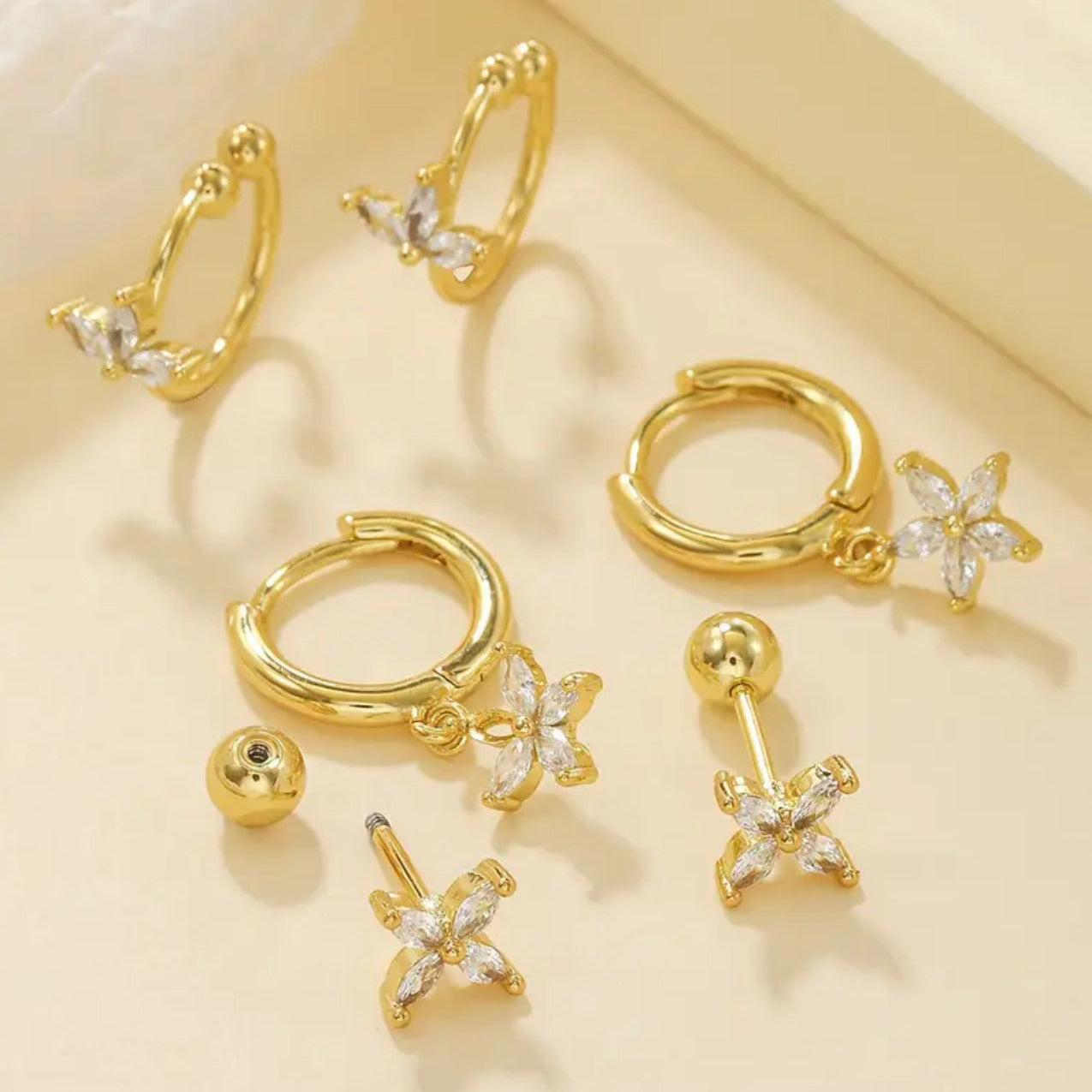 6pcs 18k Gold Star Hoop Earrings Set, Celestial Ear Stack Set, Minimalist Daily Hoops