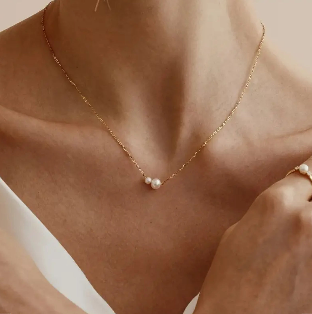 Dainty 18k Gold Plated Pearl Pendant Necklace – Minimalist Everyday Jewelry