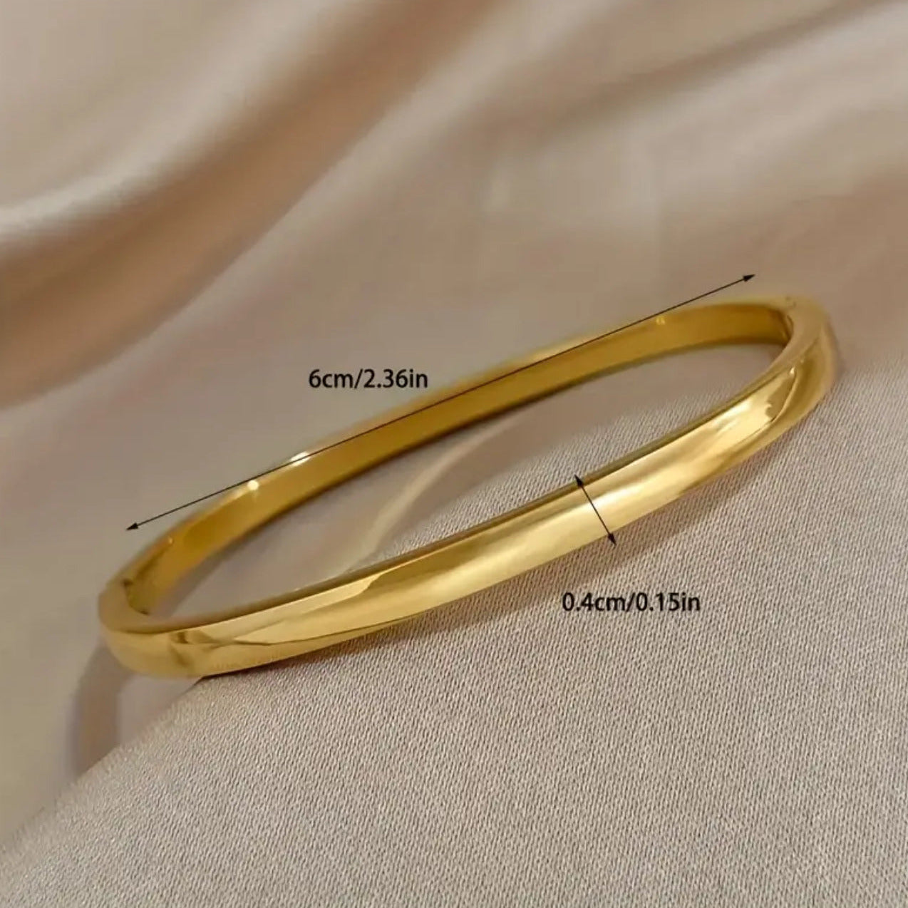 Never Fades - Water Resistant - Minimalist 18k Gold-Plated Bangle - Lightweight Bangle